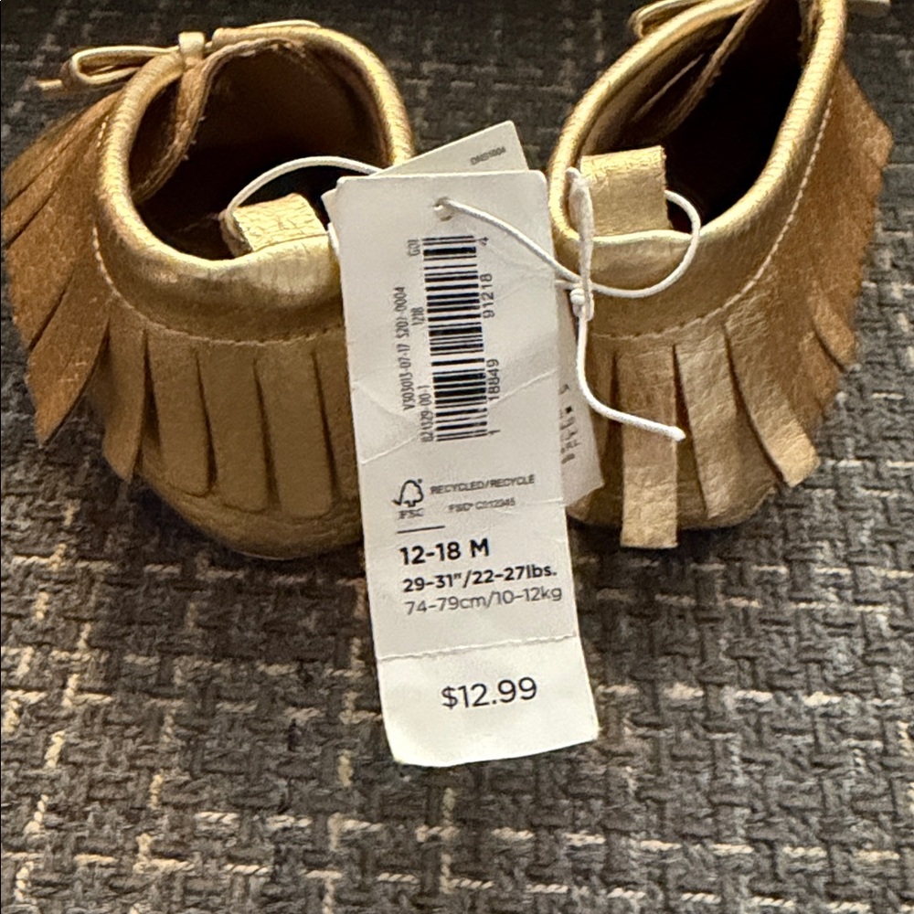 Old Navy Gold Kids Moccasins - Picture 2 of 3